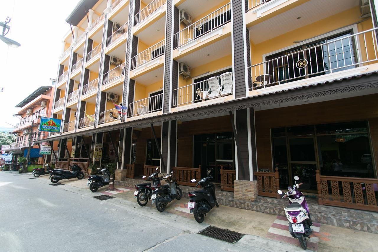 Zen Rooms Nanai Soi 2 Patong Exteriör bild